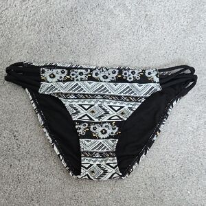 🌻4 For $20🌻Rue21 Black and White Patterned Bikini Bottom